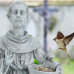 Záhradná socha svätca s krmítkom na vtáky RD36055, 60cm